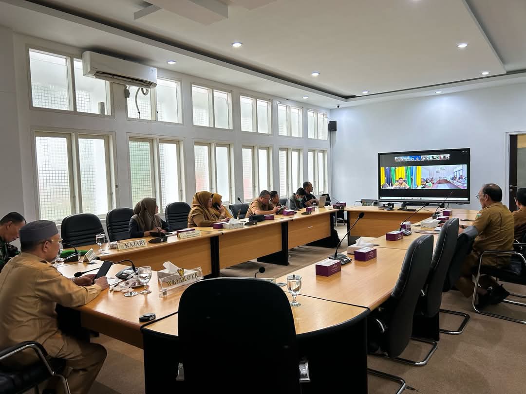 Suasana Rakor secara Daring Pemko Padang Panjang dengan Sekjen Kemendagri, Senen (28/4/2025) kemaren.